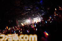 『学マス』デビューライブツアー“初陣公演”（渋谷）リポート。8月から紡がれた“すごすぎるバトン”の終着点。ツアーの開幕と終幕を飾った『初』に込められた万感の思いを感じる